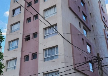 DEPARTAMENTO DE 2 AMB CON COCHERA 