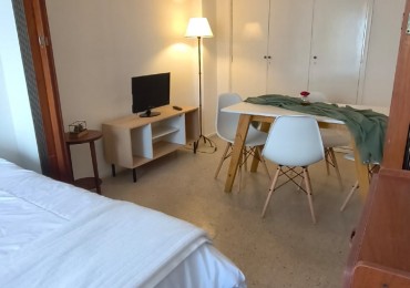 DEPARTAMENTO DE 1 AMB A LA CALLE CON BALCON 