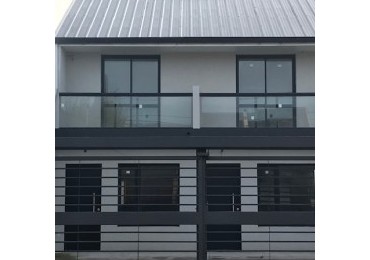 DUPLEX DE 4 AMB A ESTRENAR. ENTRADA DE AUTO Y PARQUE 