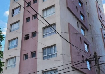 DEPARTAMENTO DE 2 AMB CON COCHERA 